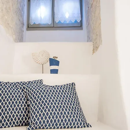 Elpida Isterni (Paros)